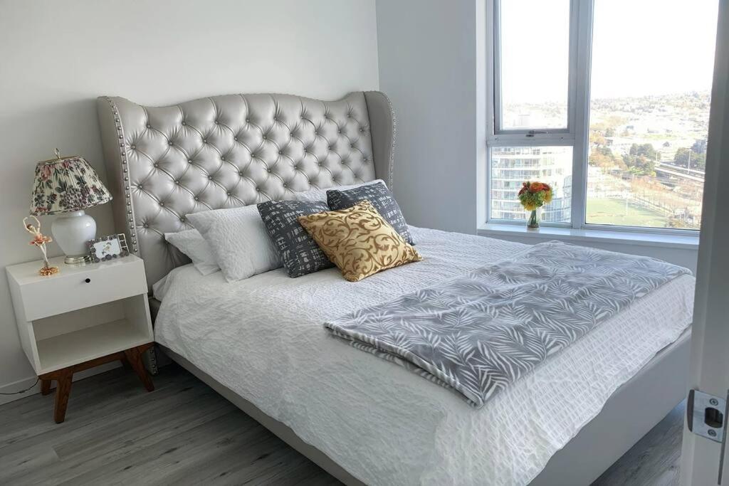 Appartement Downtown 3Br/2Ba+Views+Skytrain+Free Parking à Vancouver Extérieur photo