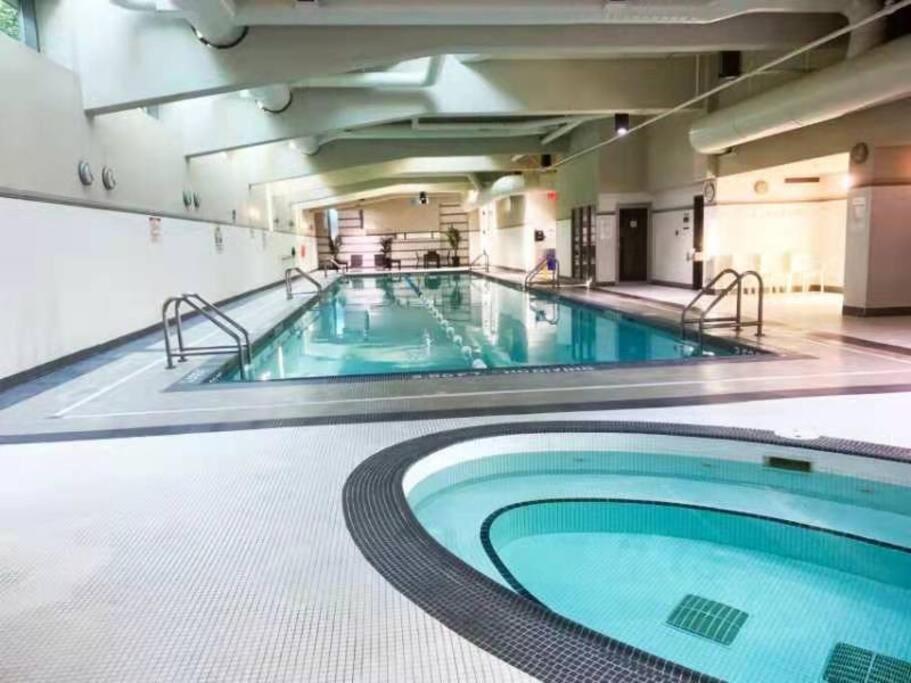 Appartement Downtown 3Br/2Ba+Views+Skytrain+Free Parking à Vancouver Extérieur photo